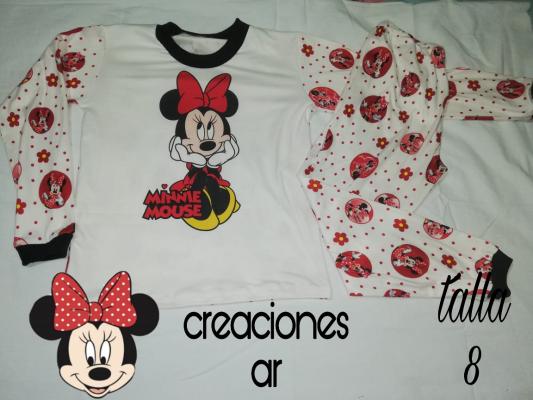 Pijamas, mascarillas, camisas personalizadas, buzos