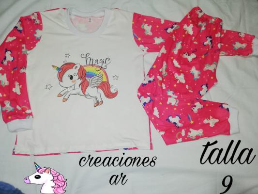 Pijamas, mascarillas, camisas personalizadas, buzos